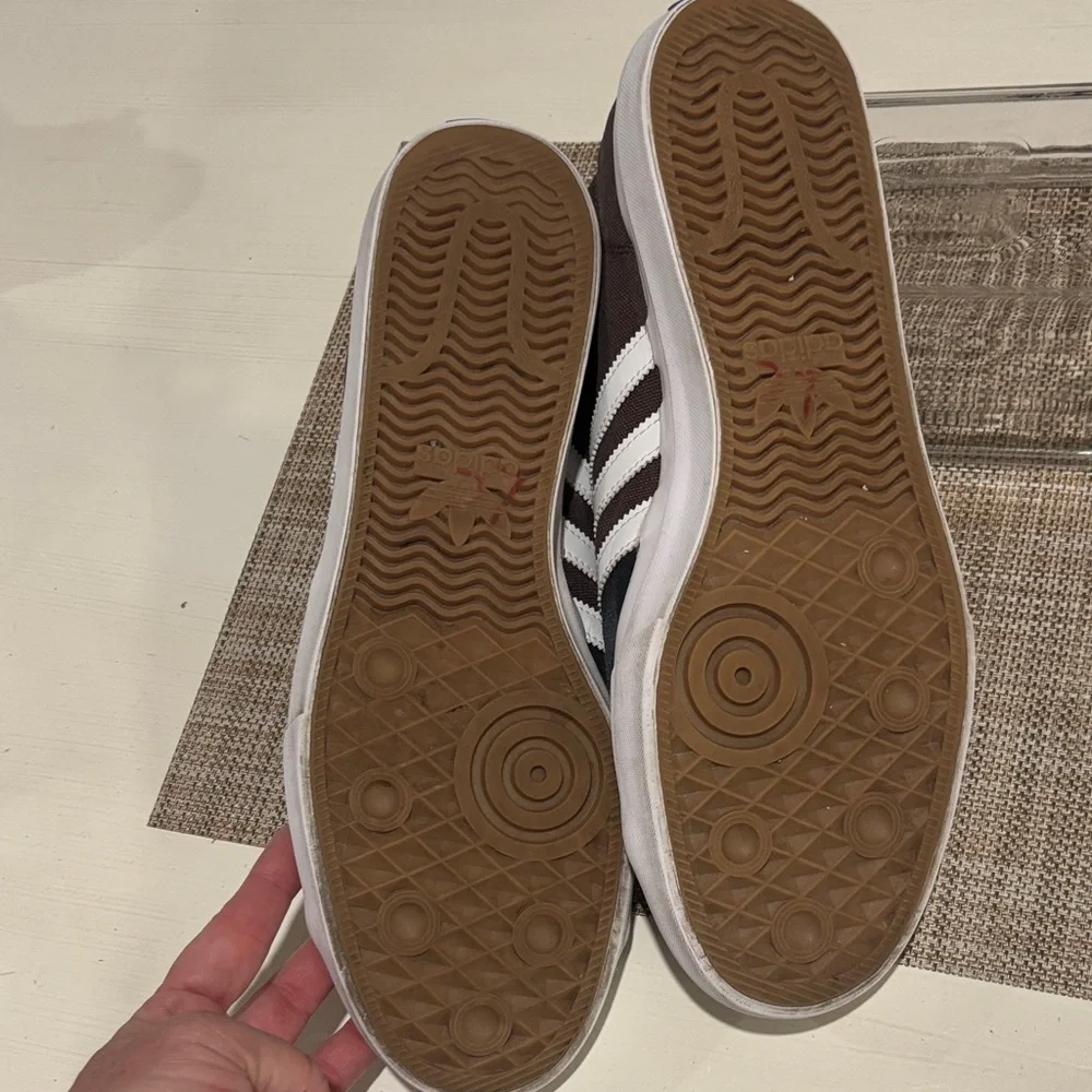 Adidas Matchcourt High RX skate shoes. Men 13 excellent condition. Classic cool! - Picture 7 of 8